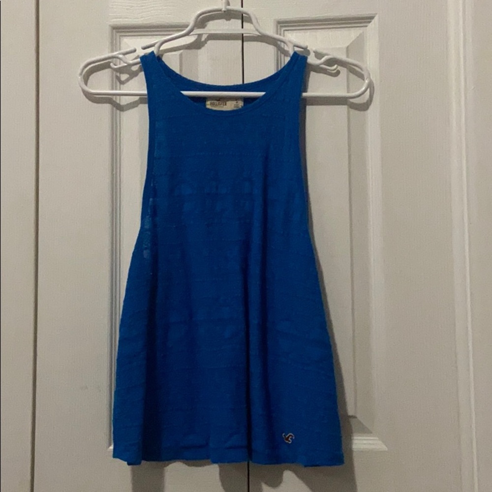 Cute blue top